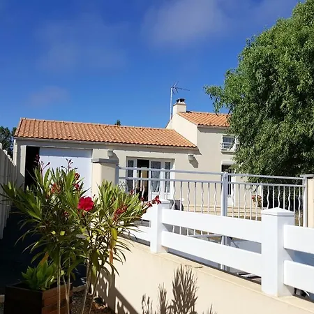 Maison De 3 Chambres A Saint Michel Chef Chef A 800 M De La Plage Avec Jardin Clos * סנט-מישל-שף-שף