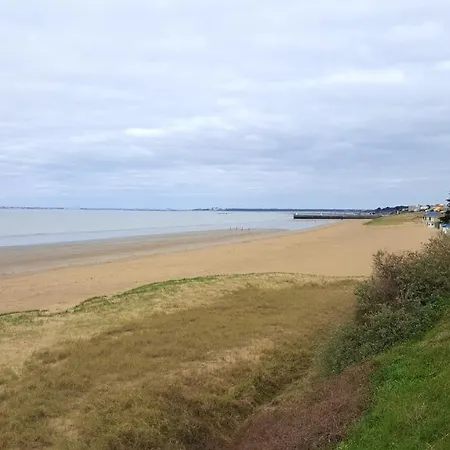 Maison De 3 Chambres A Saint Michel Chef Chef A 800 M De La Plage Avec Jardin Clos *